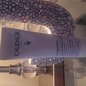 Caudalie Vinoperfect Glycolic Peel Mask . BN Full Sized.